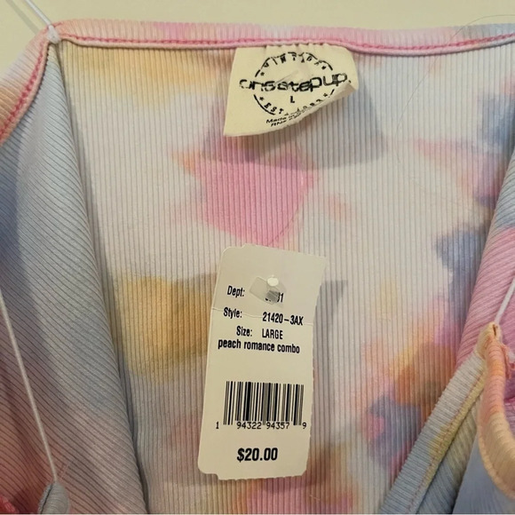 ☀️NWT ONE STEP UP Vintage Tie Dye Camisole Tank Top - Picture 4 of 6
